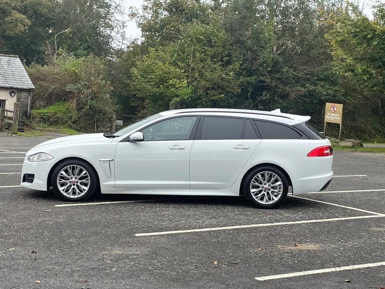 JAGUAR XF 2.2d [200] R-Sport Estate Auto, diesel, white + NOW SOLD 2014