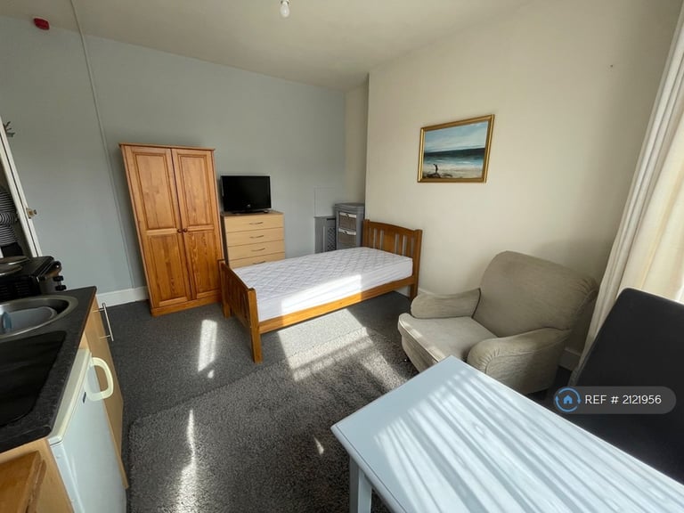 1 bedroom in Waterloo Road, Wellington, TA21 (#2121956)