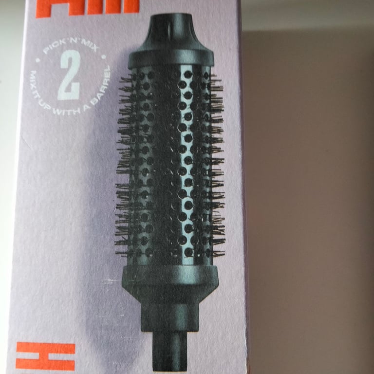 Heated brush for waves/curls