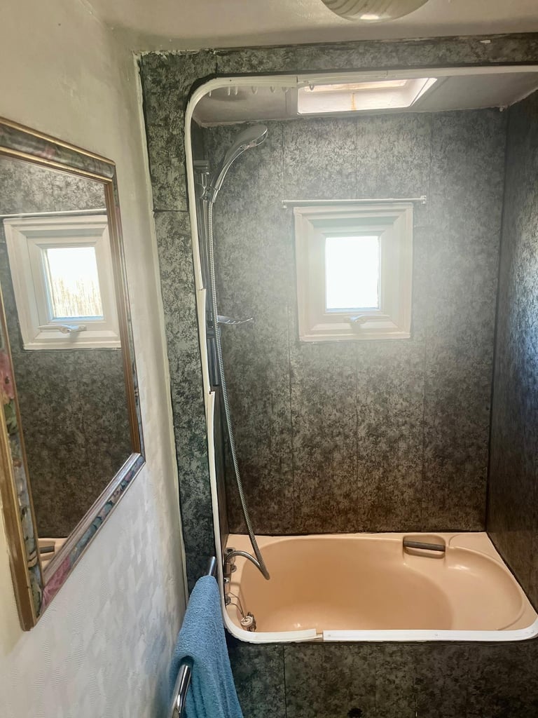 Very Cheap Static Caravan 34 x 12ft 2-Bedrooms 