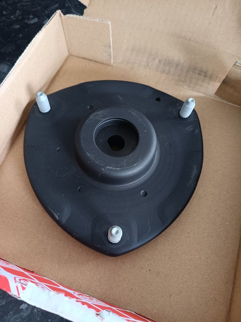 image for New top strut mounting Hyundai Santa Fe 