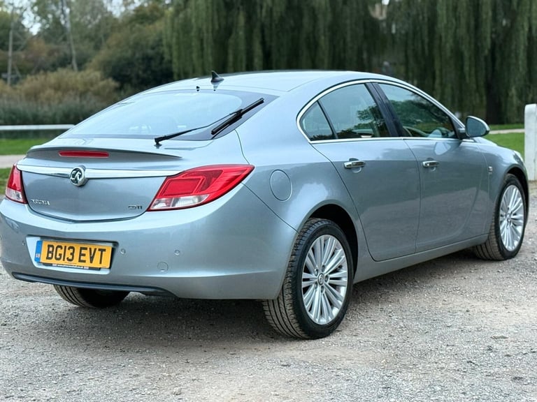 2013 Vauxhall Insignia 2.0 CDTi SE [160] 5dr HATCHBACK Diesel Manual