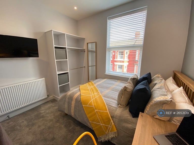 6 bedroom house in Nicander Road, Liverpool, L18 (6 bed) (#2653139)