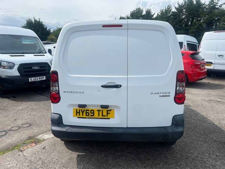 2019 Peugeot Partner 636 SE 67 Van Auto PANEL VAN Electric Automatic