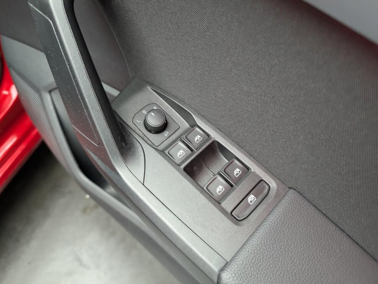 2021 SEAT Ibiza 1.0 MPI FR Hatchback 5dr Petrol Manual Euro 6 (s/s) GPF (80 ps) NAVIGATION+ HATCH...