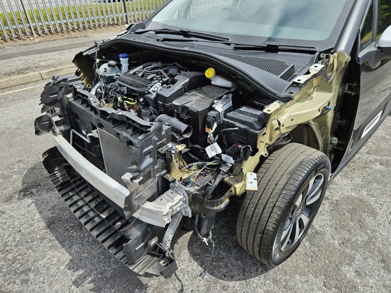 2024 74 Citroen C3 1.2 PureTech Plus 5dr Black Light Damaged Salvage 