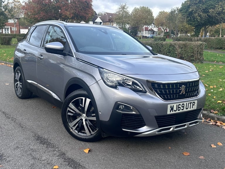 image for 2019 Peugeot 3008 1.2 PureTech Allure 5dr EAT8 HATCHBACK Petrol Manual