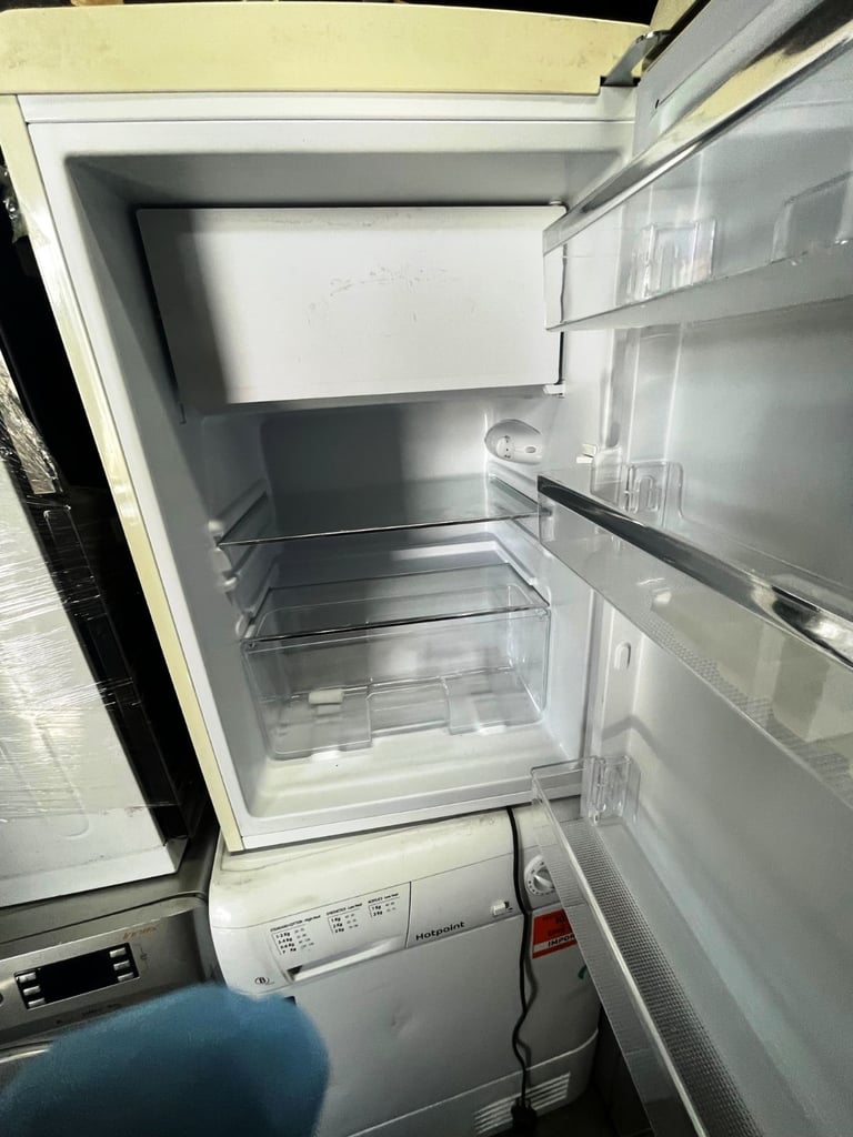 Montepellier under counter Fridge with Ice Box A++ Energy Rating