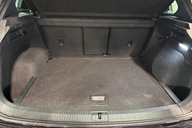 2023 Volkswagen Tiguan 2.0 TDI R-Line 5dr DSG ESTATE DIESEL Automatic
