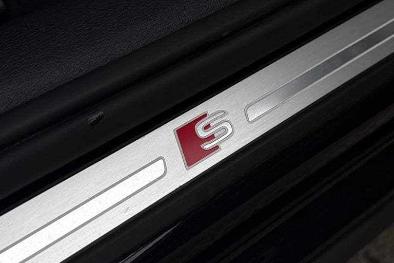 2022 Audi Q2 S line 35 TFSI  150 PS 6-speed SUV PETROL Manual