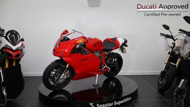 DUCATI 749 R - 2006 - 2300 MILES