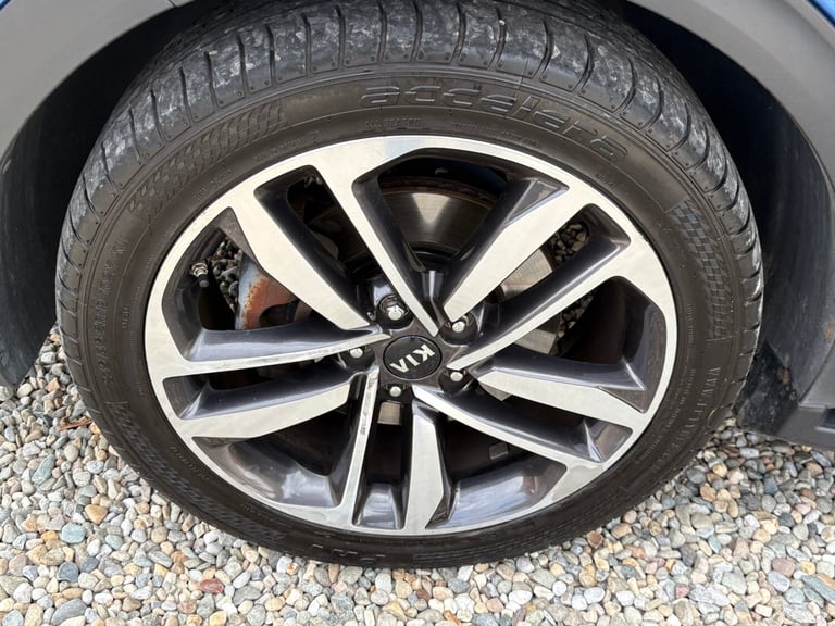 Kia Sportage 2.0 Diesel ISG 4 AWD Auto.Heated leather,reverse camera,pan roof