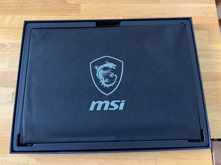 MSI GS66 Stealth Gaming Laptop RTX2060 bundle