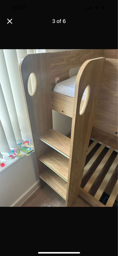 Kids bunk bed