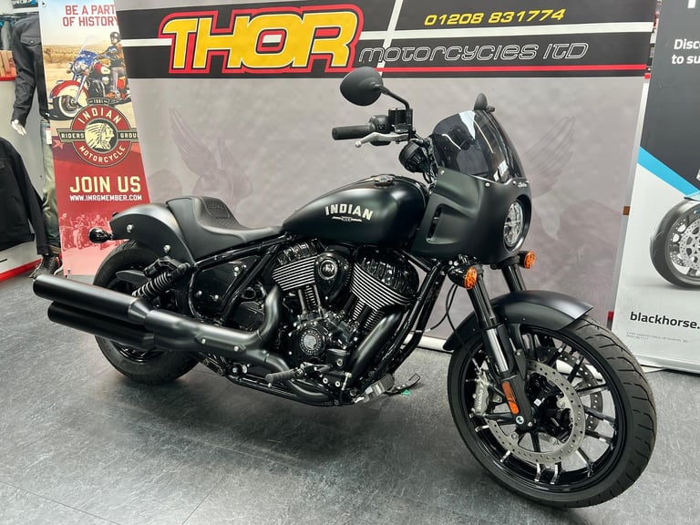 Indian SPORTCHIEF 1890cc TOP SPEC BRANDNEW NOW WITH £2500 OFF 2 LEFT FROM £17495