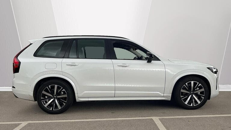 image for  Volvo XC90 Plus, B5 AWD Mild hybrid, Petrol, Dark, 7 Seats Petrol/Electric Hybrid Automatic