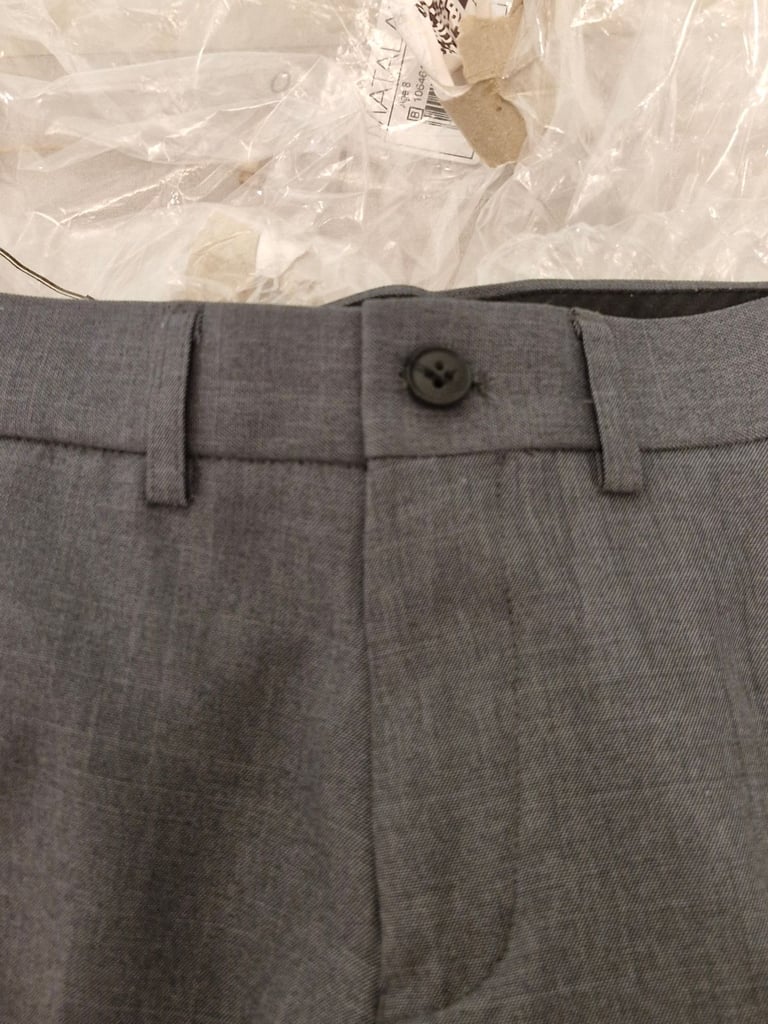 Next boys suit size 8 