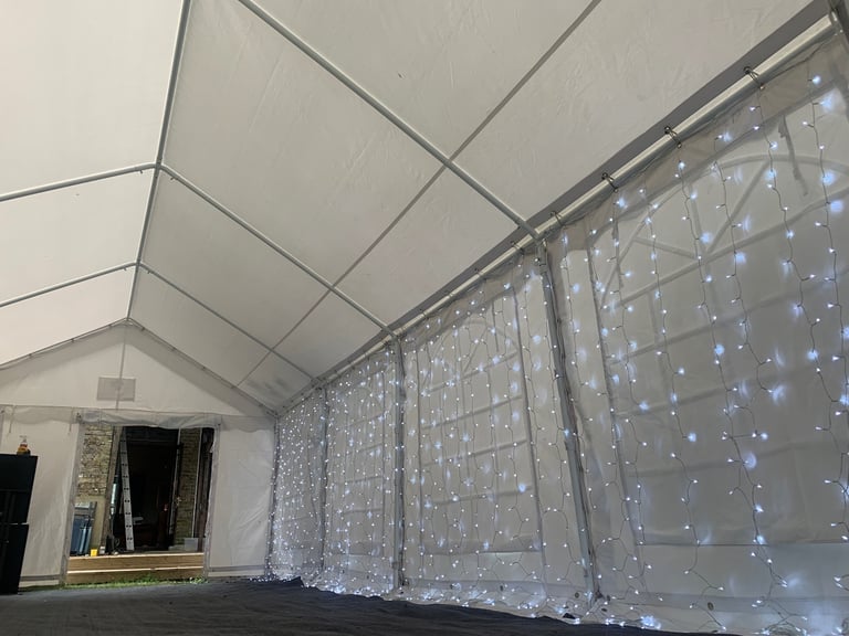 Party tent hire marquee hire London chair and table hire 