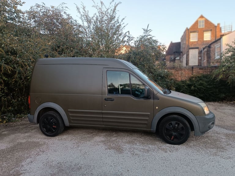 Ford Transit Connect LWB 1.8 Diesel – Micro Campervan Project