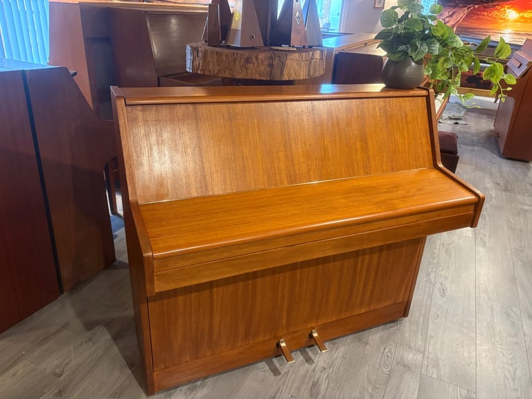 6.5 octave Kemble Piano. Free delivery 