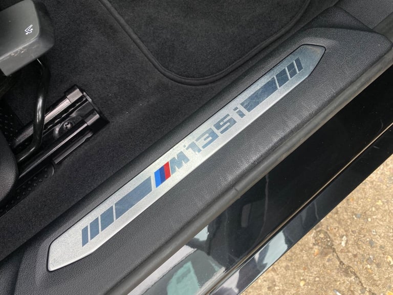 2023 BMW 1 Series 2.0 M135i Auto xDrive Euro 6 (s/s) 5dr HATCHBACK Petrol Automatic