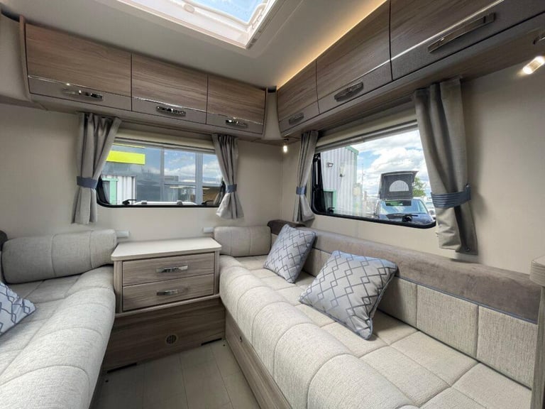 Elddis Majestic 120 2 Berth 2 Belt End lounge motorhome 3500kg