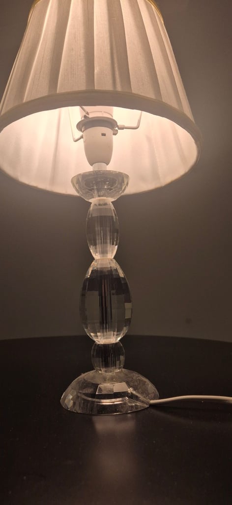 Crystal bedside table lamp 