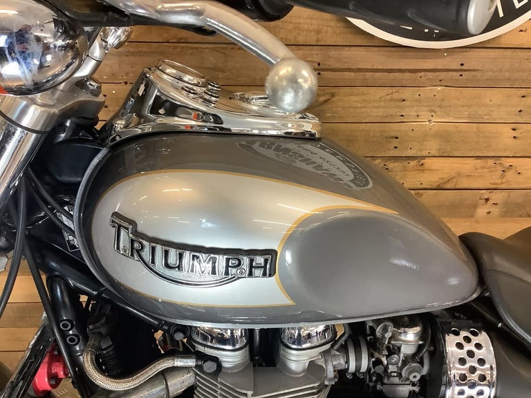 Triumph Bonneville 790 AMERICA