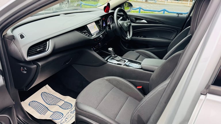 2017 Vauxhall Insignia SRI NAV 5-Door Diesel