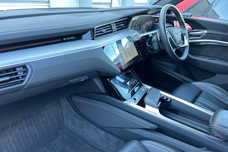 2021 Audi e-tron Sportback S line 55 quattro 300,00 kW ESTATE Electric Automatic
