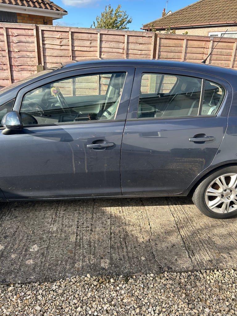 Vauxhall, CORSA, Hatchback, 2010, Manual, 1398 (cc),5 doors - Image 3