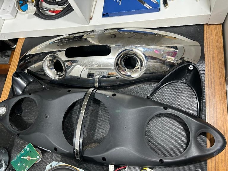 Parts & speaker drivers for B&W Bowers & Wilkins Zeppelin