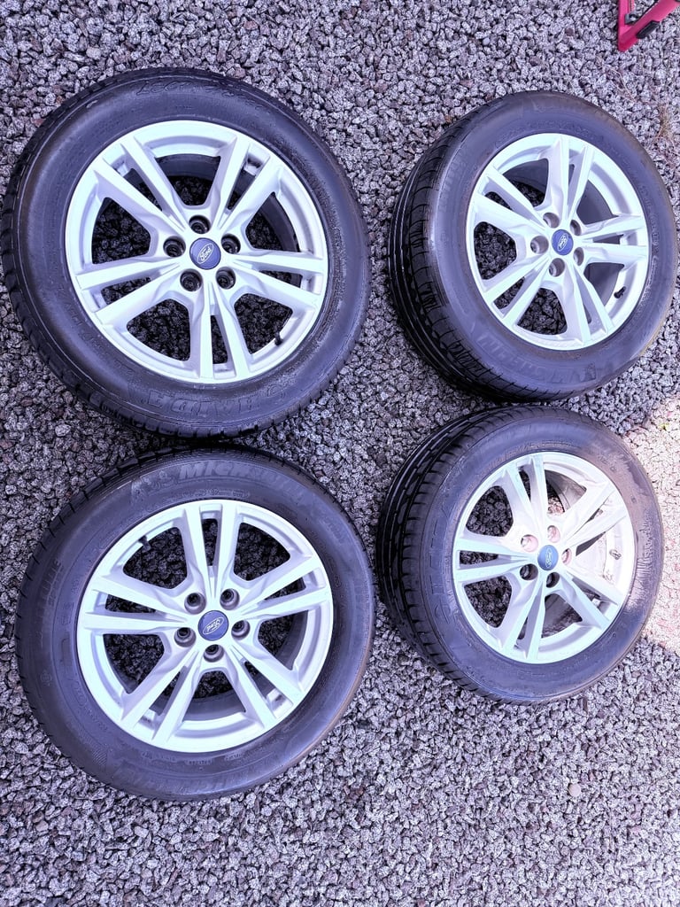 image for Ford S-Max 17” Alloys 235/55/17