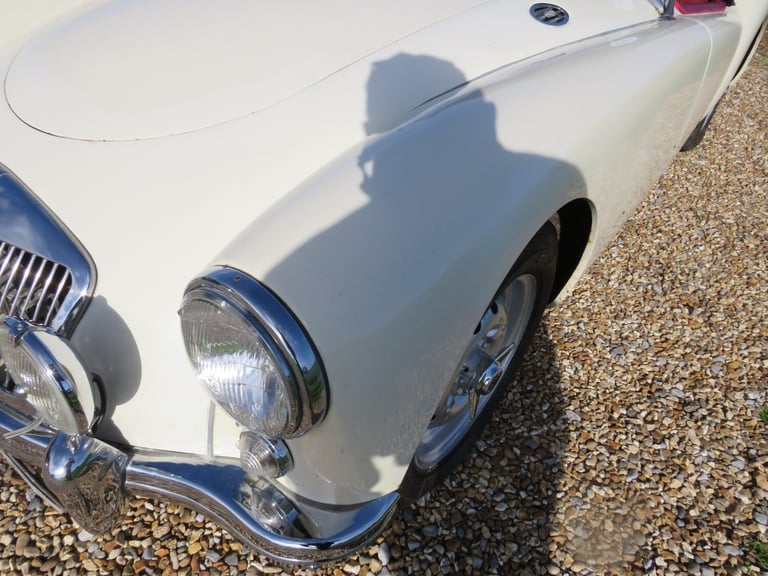 1959 MG MGA ROADSTER Convertible Petrol Manual