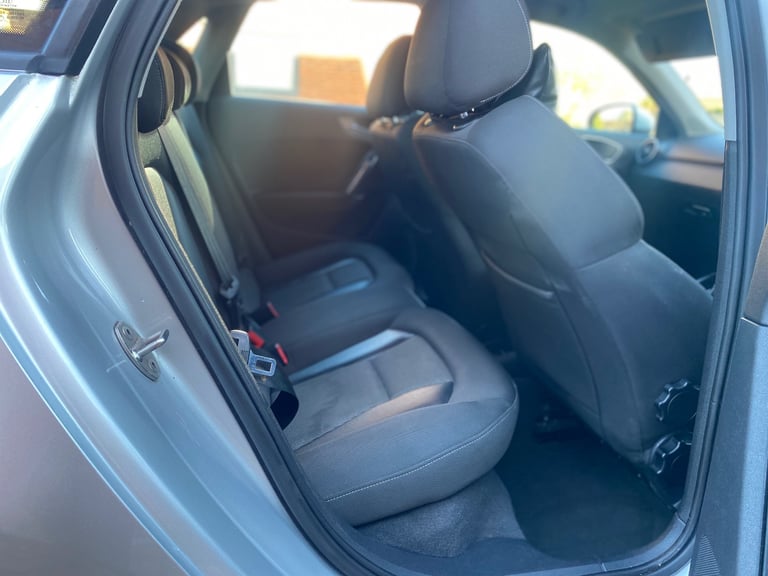 Audi, A1, Hatchback, 2012, Semi-Auto, 1390 (cc), 5 doors