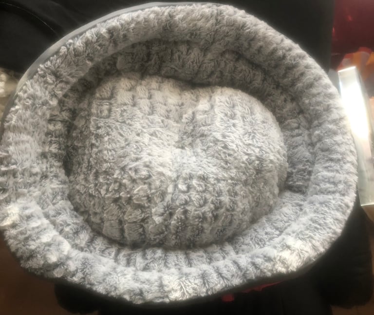 New grey dog bed 