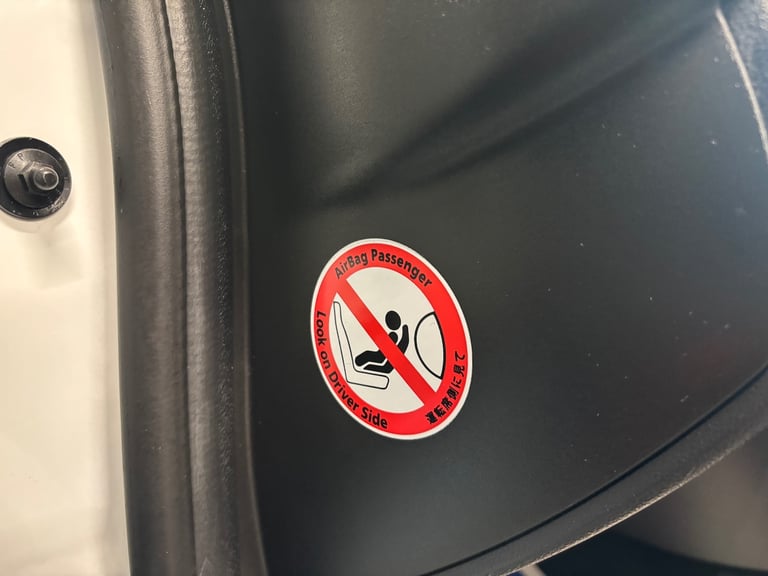 2016 Renault Clio 1.2 16V Play 5dr HATCHBACK Petrol Manual