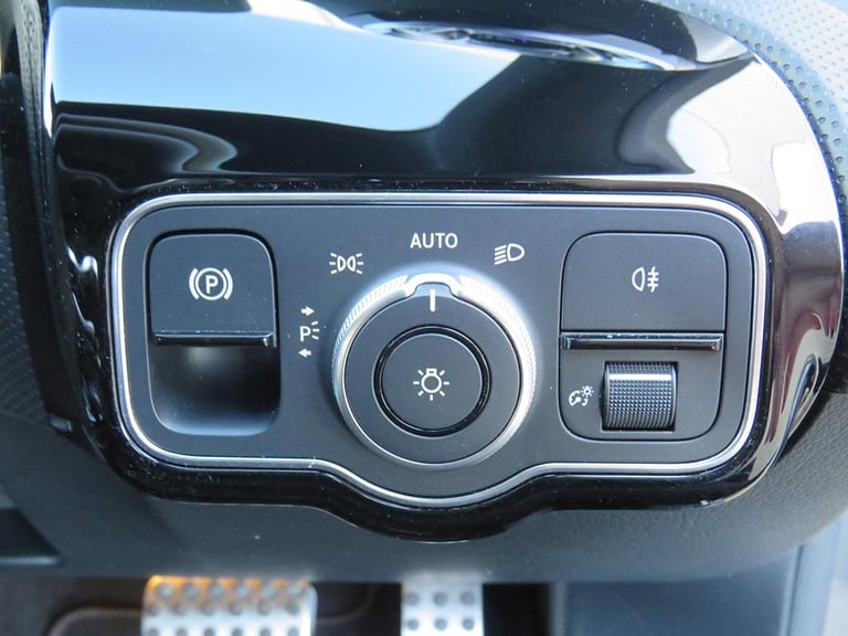 2022 Mercedes-Benz A-Class A180 AMG Line Premium Plus Night Edition 5dr Auto Hatchback Petrol Aut...