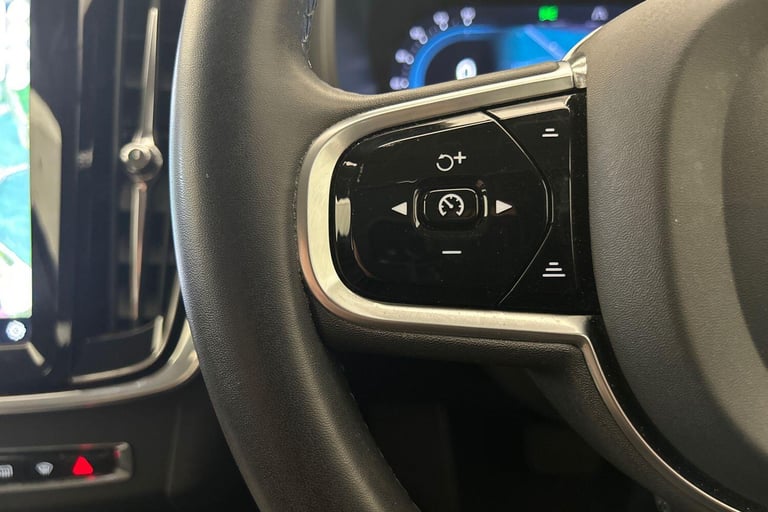 2022 Volvo V90 Plus, B4 mild hybrid, Petrol, Dark ESTATE Petrol/Electric Hybrid Automatic