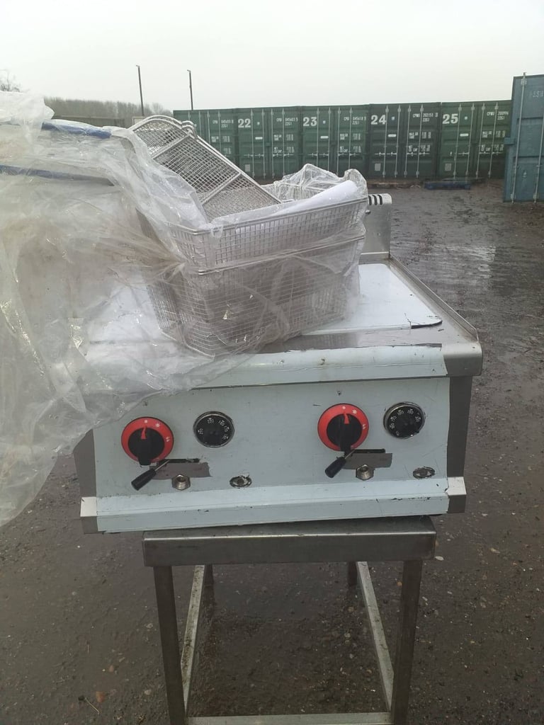 Catering equipment commercial gas & electric Tabletop fryers restaurant trailer burger van items