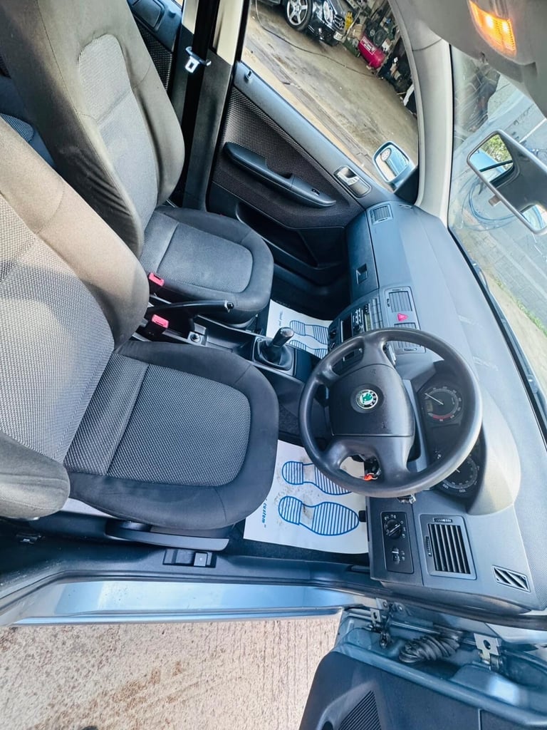 2005 Skoda Fabia 1.2 12V Ambiente 5dr 64hp HATCHBACK Petrol Manual