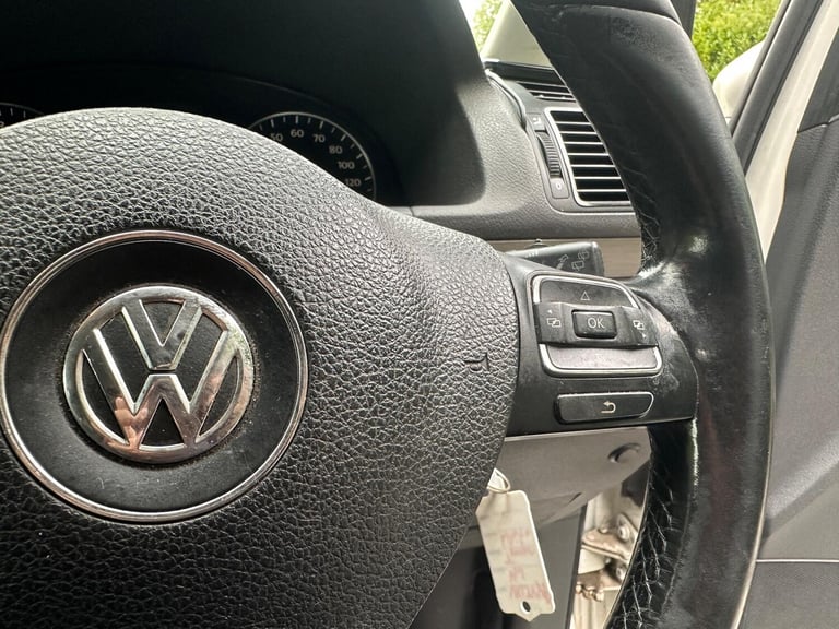2013 Volkswagen Touran 1.6 TDI SE DSG Euro 5 5dr MPV Diesel Automatic