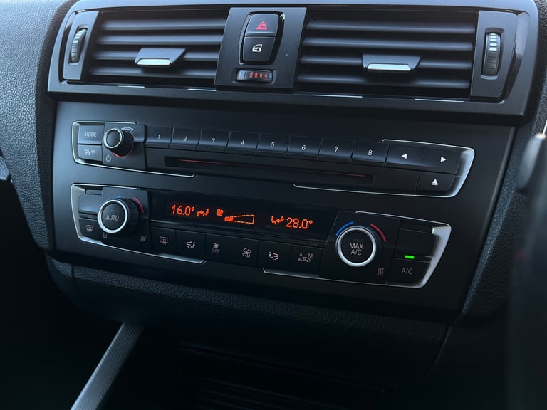 BMW, 1 SERIES, Hatchback, 2014, Manual, 1995 (cc), 5 doors