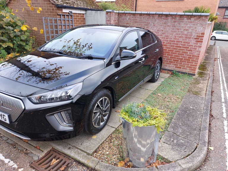 Hyundai, IONIQ, Hatchback, 2021, 28k miles FSH, MOT