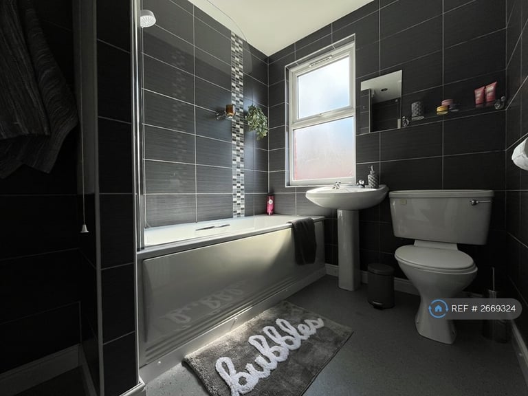 3 bedroom house in Brookdale Road, Liverpool, L15 (3 bed) (#2669324)