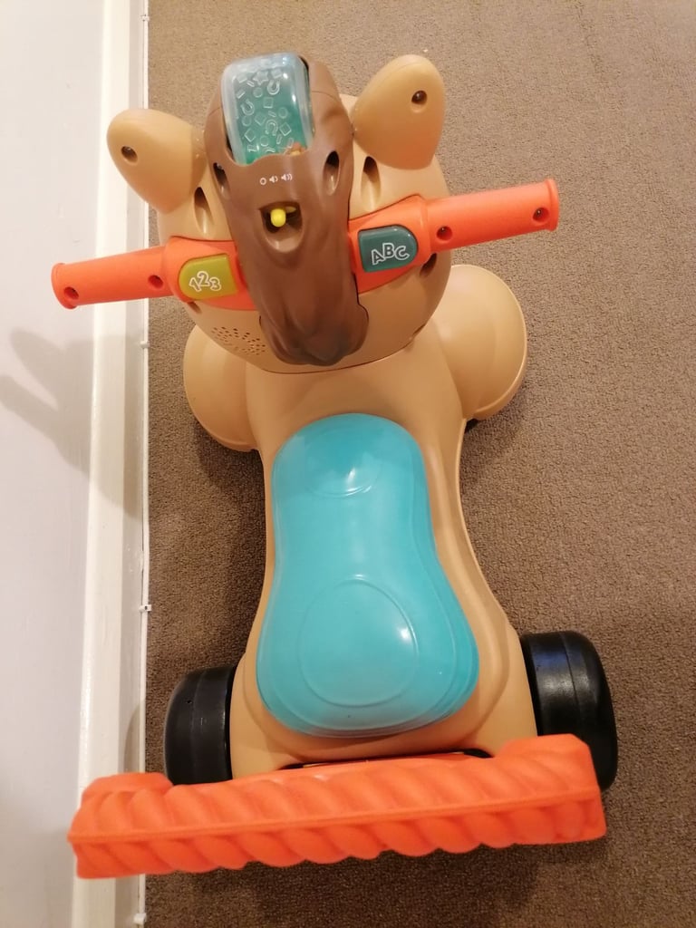 Bundle of V-tech and Fisher price toys (4 pieces) used
