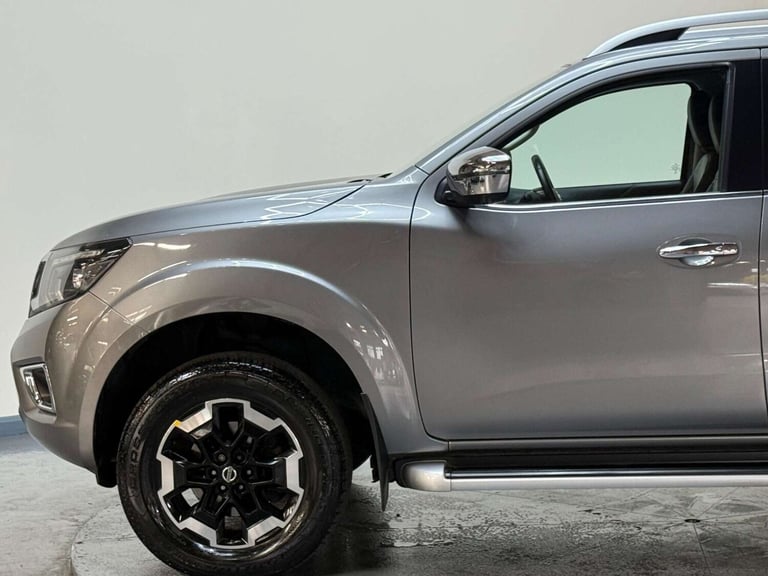 2020 Nissan Navara Double Cab Pick Up Tekna 2.3dCi 190 TT 4WD Auto PICK UP DIESEL Automatic