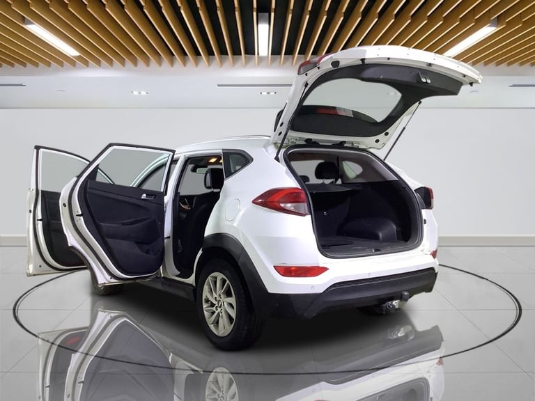 2017 Hyundai TUCSON 1.6 GDi Blue Drive SE Nav SUV 5dr Petrol Manual Euro 6 (s/s) (132 ps) ESTATE ...