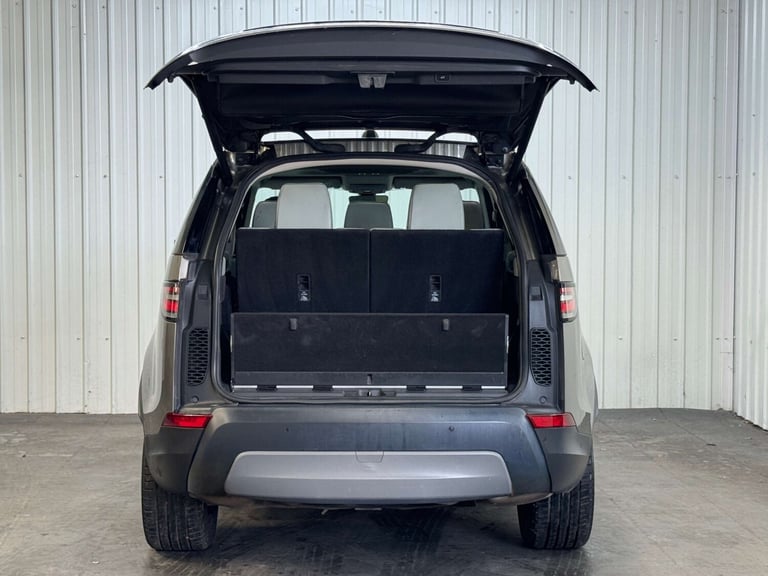 2017 Land Rover Discovery 3.0 Discovery Luxury HSE TD6 Auto 4WD 5dr SUV Diesel Automatic