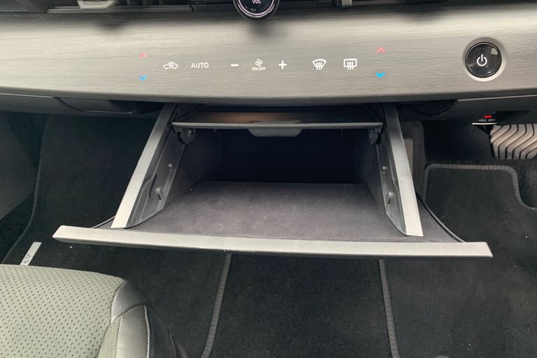 2025 Nissan ARIYA 225kW Evolve 87kWh 22kWCh 5dr e-4ORCE Auto Hatchback Electric Automatic